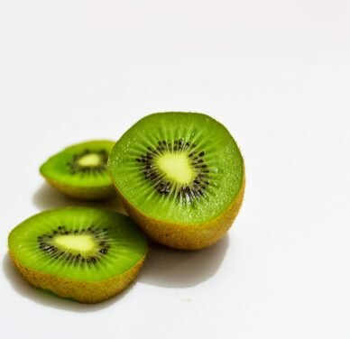 Fresh Organic Kiwi – Premium Quality, Bulk Supply at Best Price